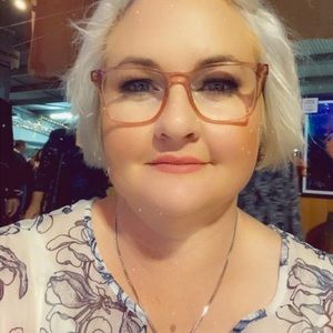 Meet your Posher, Narelle